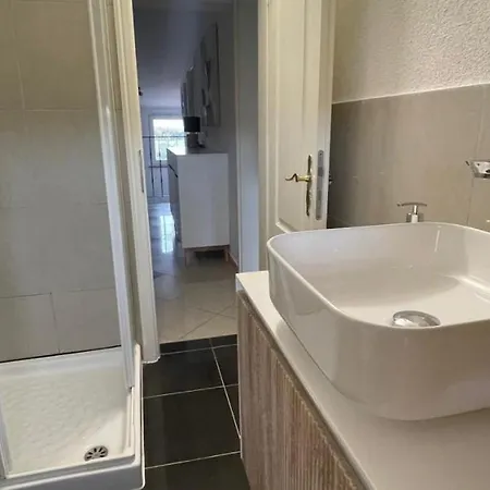 Romani By Guide 풀라